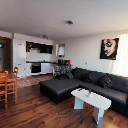 アパート 7 Heaven